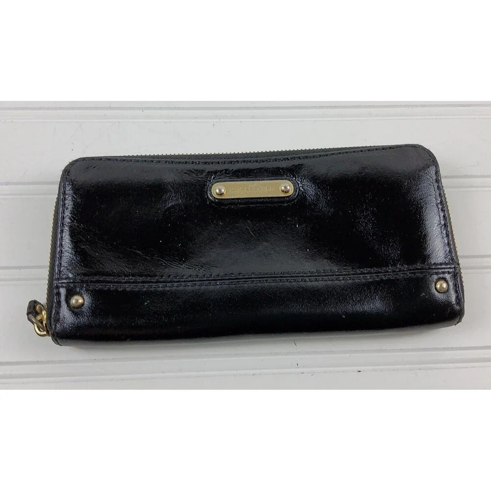 Michael Kors MK Zip Around Full Size Wallet Black
